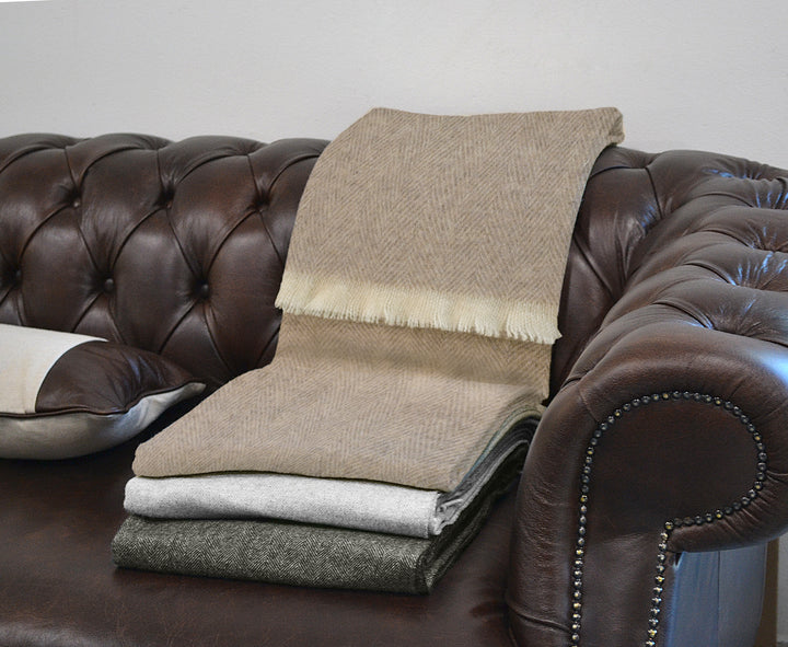 Alpi Throw