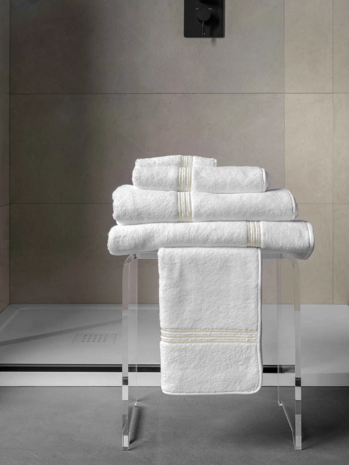 Platinum Luxury Guest Towel